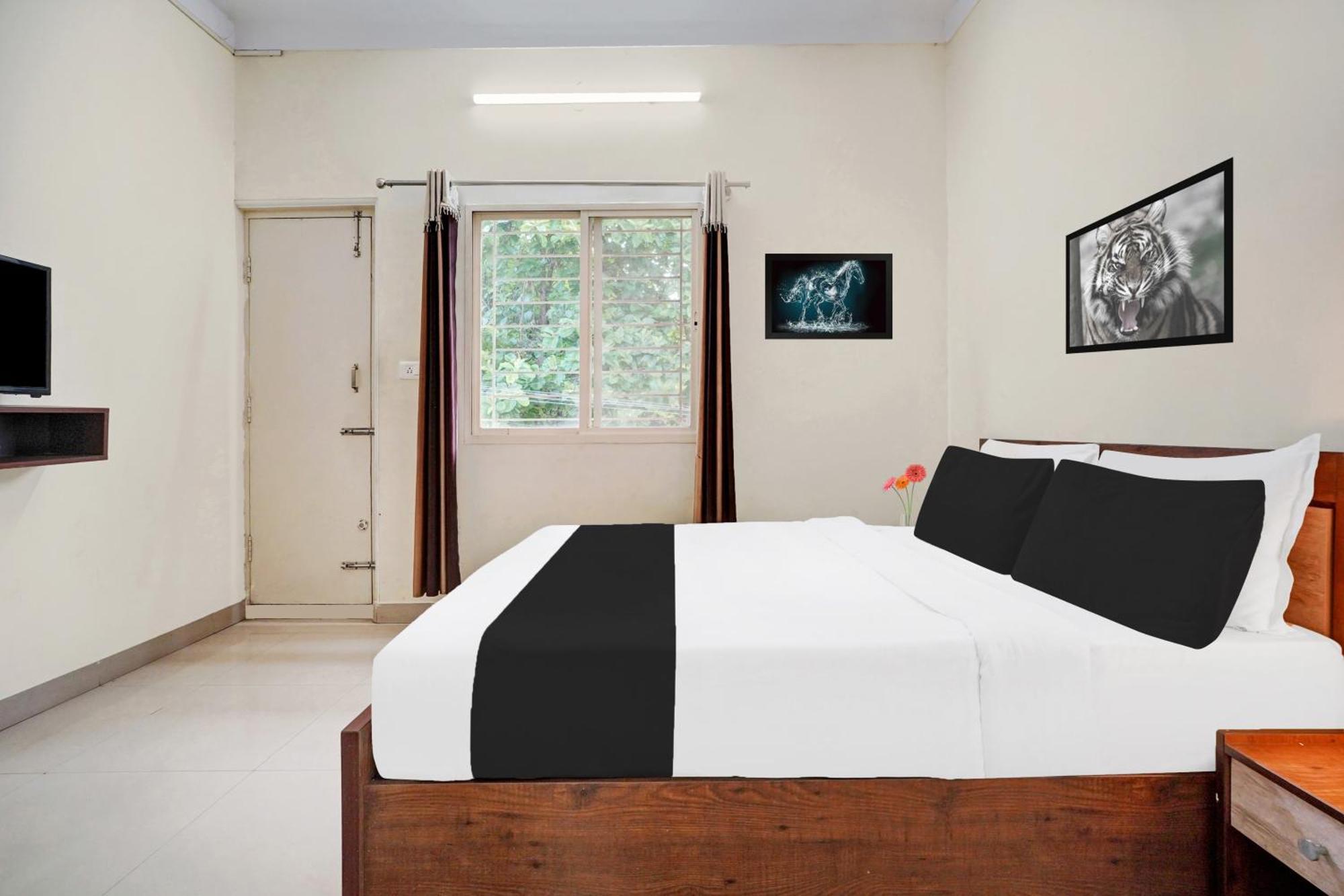 Belagula Super Townhouse Hebbal Mysore מראה חיצוני תמונה