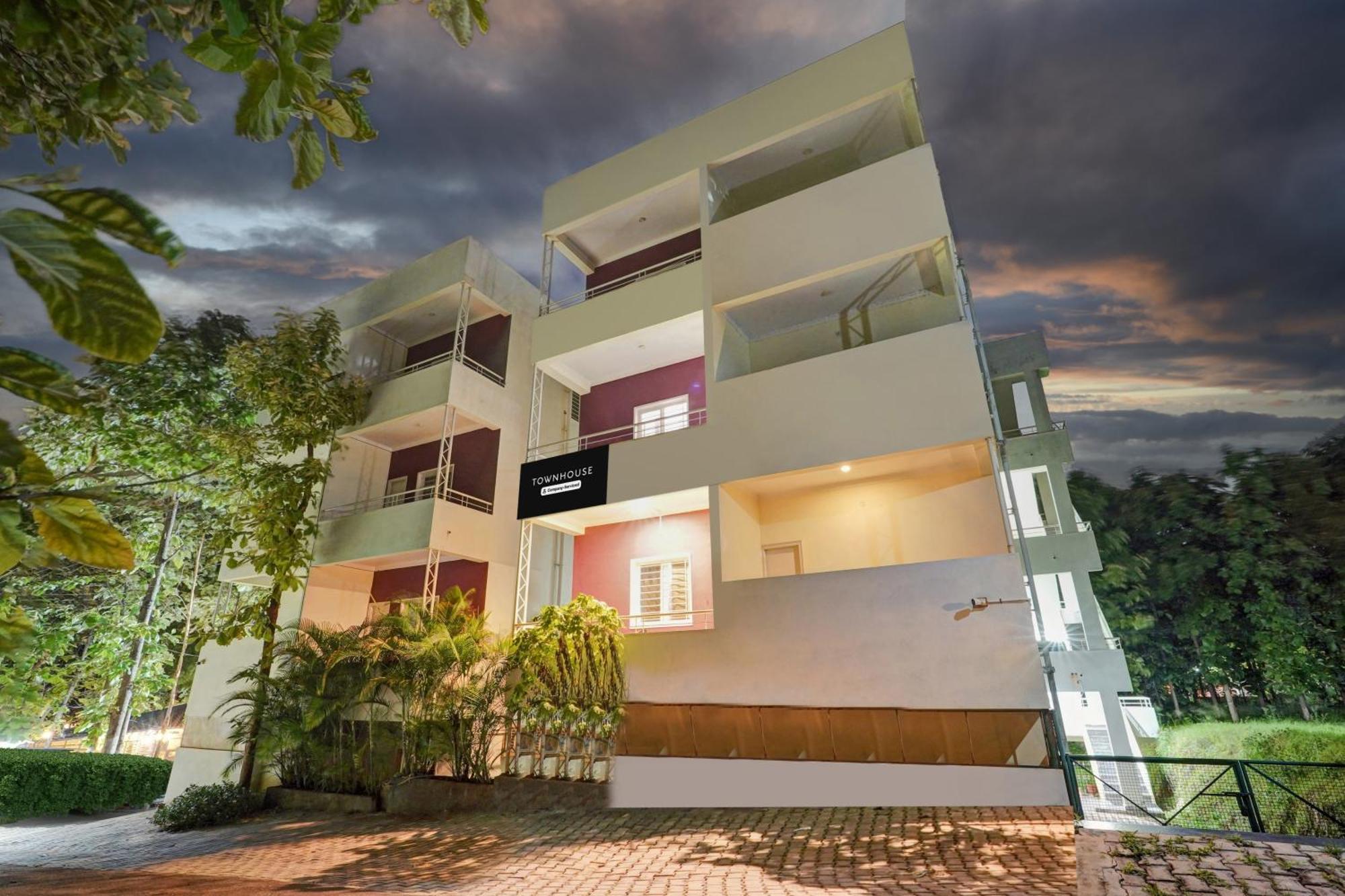 Belagula Super Townhouse Hebbal Mysore מראה חיצוני תמונה