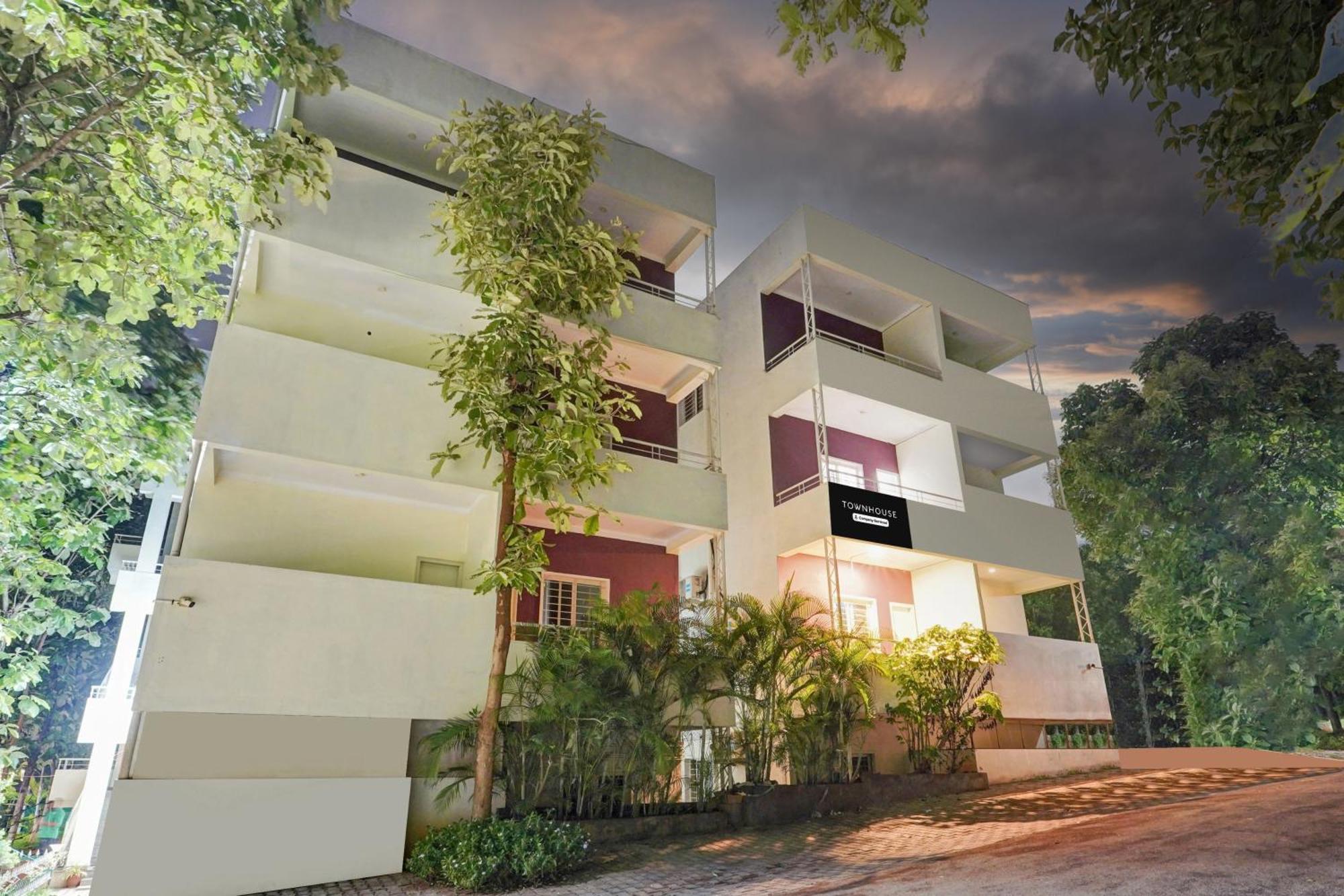 Belagula Super Townhouse Hebbal Mysore מראה חיצוני תמונה